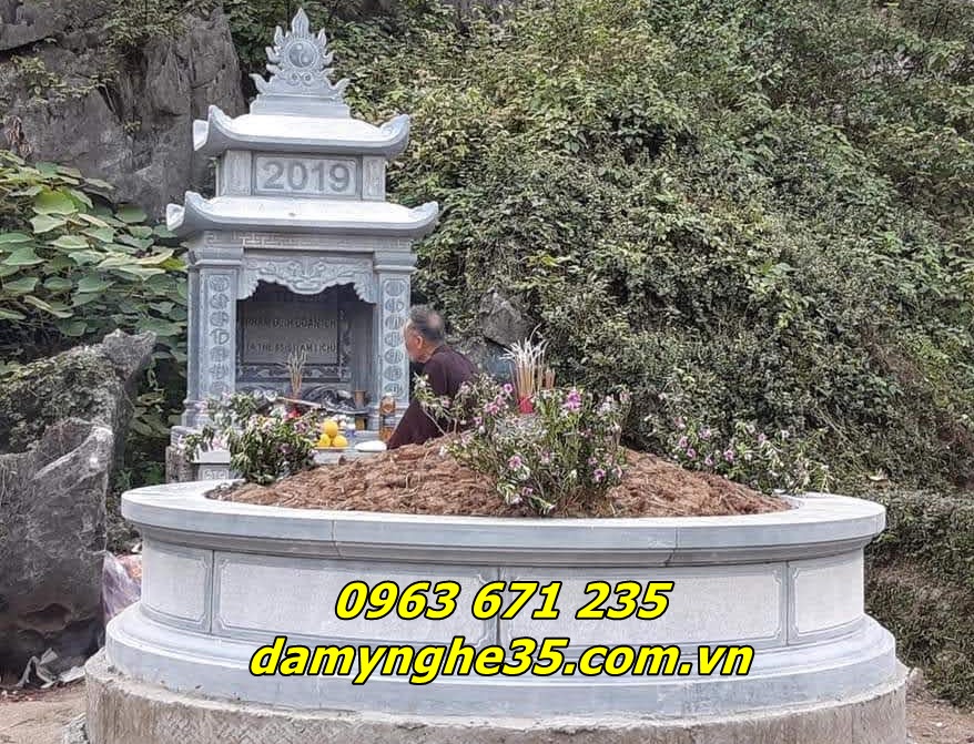 Mẫu mộ tròn bằng đá dẹo chuẩn phong thuỷ bán tại Yên Bái