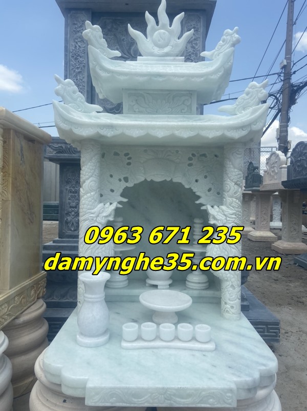 Mẫu bàn thờ thần tài ông địa bằng đá đẹp bán tại Sài Gòn